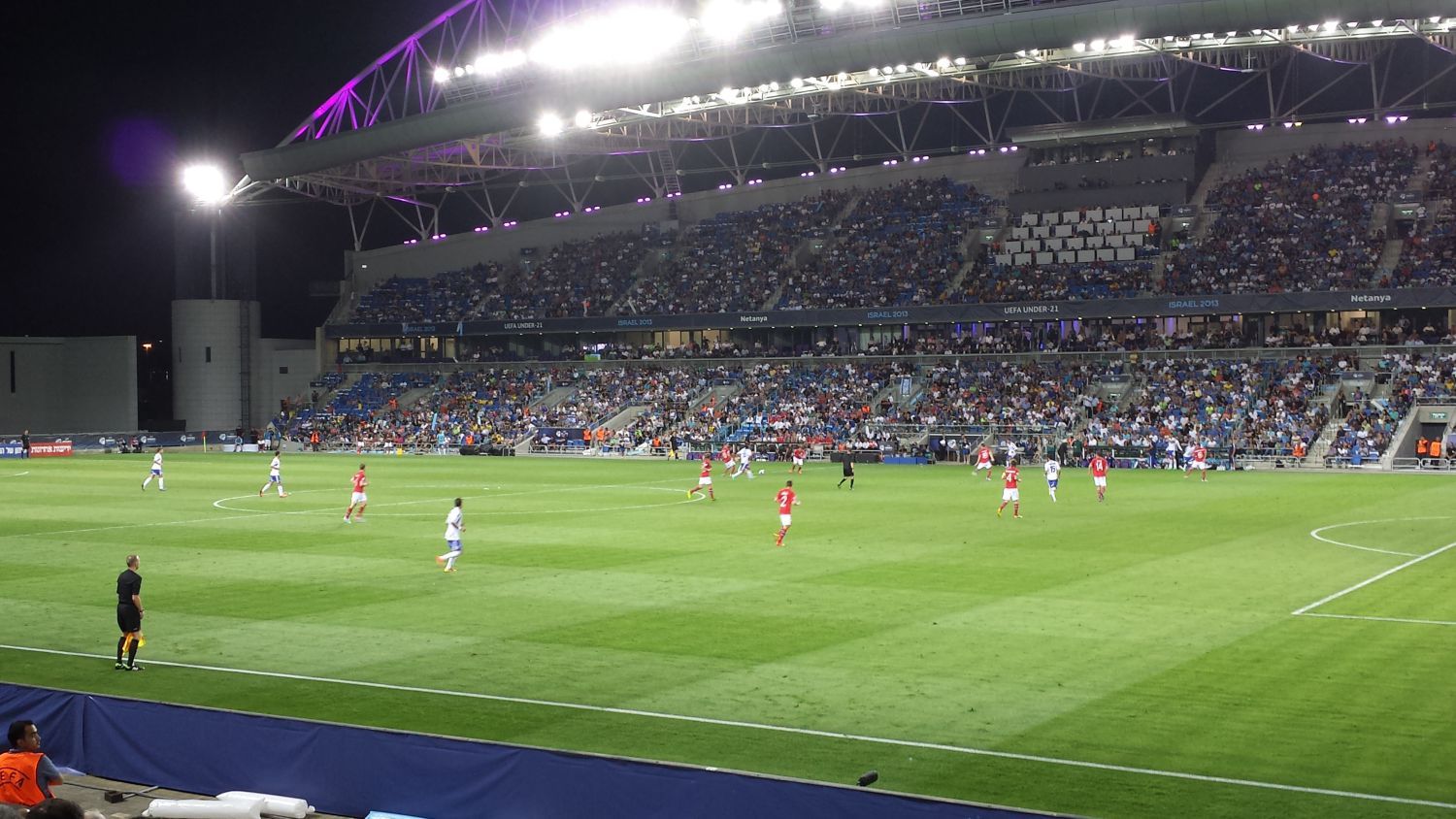 Netanya stadion er en aktuell kamparena. Bildet er fra kampen mellom Israel og Norge under U21-EM i 2013. (Foto: Geir Knutsen)