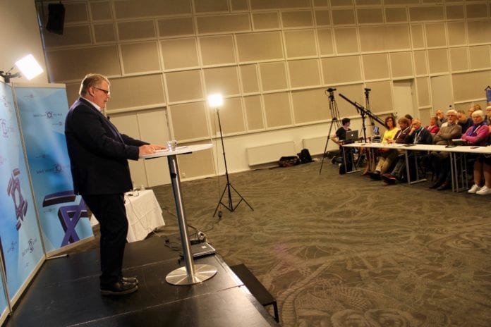 Hans Fredrik Grøvan MIFF-konferanse Hans Fredrik Grøvan, leder av Israels venner på Stortinget, åpnet MIFFs Israelkonferanse 2018. (Foto: Bjarte Bjellås)