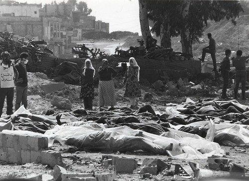 Ekte bilde: Massakren i Sabra og Shatilla. (Foto: Institute of Palestine Studies via PMW)