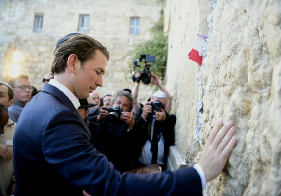 Den østerrikske kansleren Sebastian Kurz besøkte Vestmuren i Jerusalem 10. juni. (Foto: Avi Ohayon/Foreign Ministry)