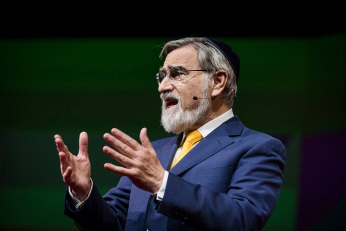 Jonathan Sacks Storbritannias tidligere sjefsrabbiner Jonathan Sacks går hardt ut mot Jeremy Corbyn. (Foto: Bret Hartman/Flickr)