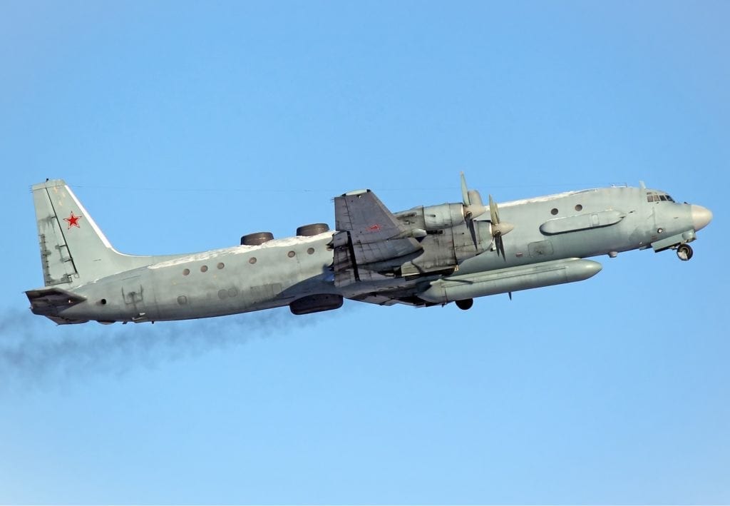 Et russisk spionfly av typen Iljusjin Il-20 ble skutt ned av det syriske militæret mandag 17. september. (Foto: Wikipedia)