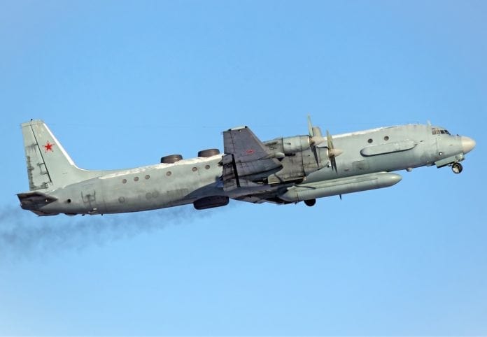 Russian_Air_Force_Ilyushin_Il-20_Naumenko-2 Et russisk spionfly av typen Iljusjin Il-20 ble skutt ned av det syriske militæret mandag 17. september. (Foto: Wikipedia)