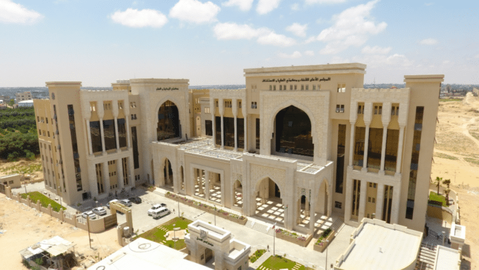 Palass Gazastripen Ikke alle palestinerne på Gazastripen er fornøyd med at det er brukt 90 millioner på et rettslokale. (Foto: Gaza Re-Construction Committee)