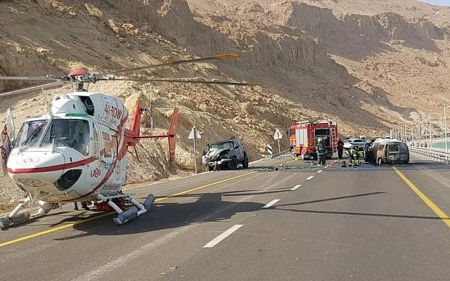 WhatsApp-Image-2018-10-30-at-13.08.38-640x400 Åtte personer omkom da bilen de satt i begynte å brenne etter en frontkollisjon nær Dødehavet. (Foto: Magen David Adom)
