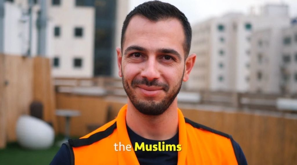 Mange muslimer har meldt seg som frivillige. (Foto: United Hatzalah)