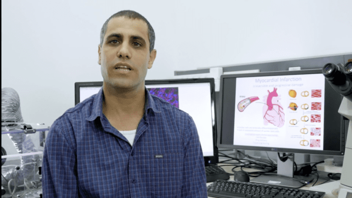 Tal Dvir Professor Tal Dvir ved Universitet i Tel Aviv har ledet forskningsarbeidet. (Foto: Skjermdump YouTube)