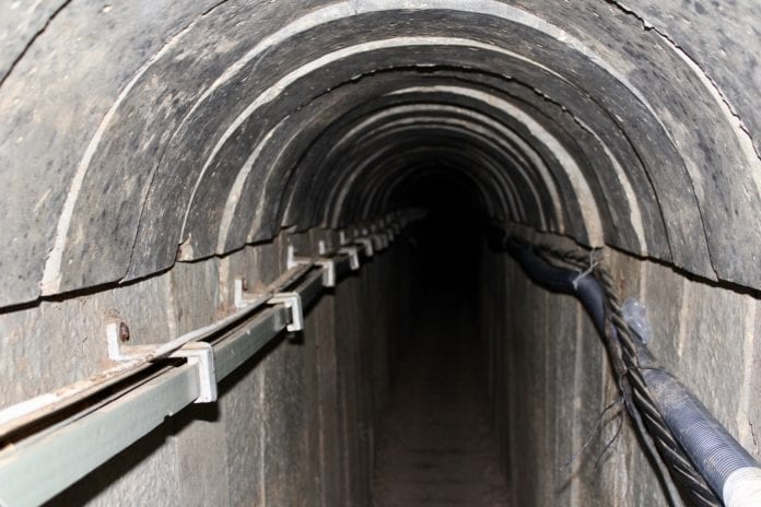 fullsizeoutput_1b33 Den underjordiske delen av barrieren skal forhindre slike terrortunneler inn på israelsk territorium. (Foto: Bjarte Bjellås)