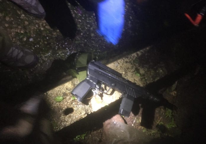 436396 To maskingevær av typen Carlo ble oppdaget da tolv mistenkte terrorister ble pågrepet på Vestbredden. (Foto: IDF)