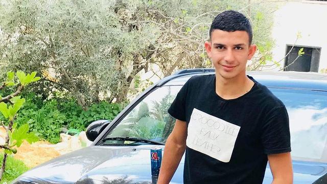 9127535199244640360no Det var 18 år gamle Omar Abu Laila som drepte to israelere på søndag. Tirsdag ble han selv skutt og drept.