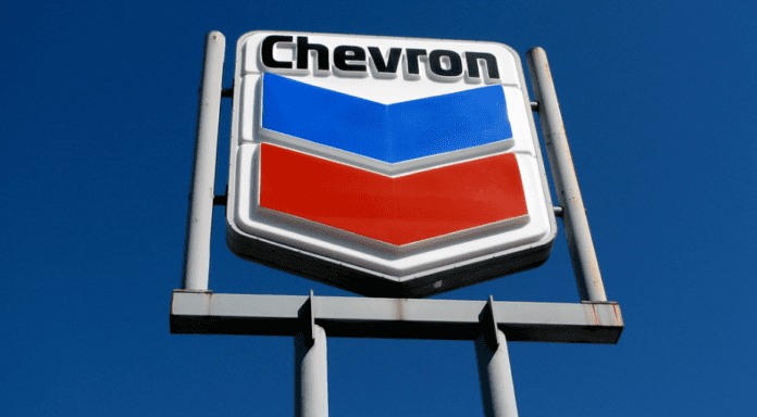 Chevron-Foto-Roo-Reynolds-Flickr Chevron blir det første store oljeselskapet som kommer inn på det israelske markedet. (Foto: Roo Reynolds, Flickr)