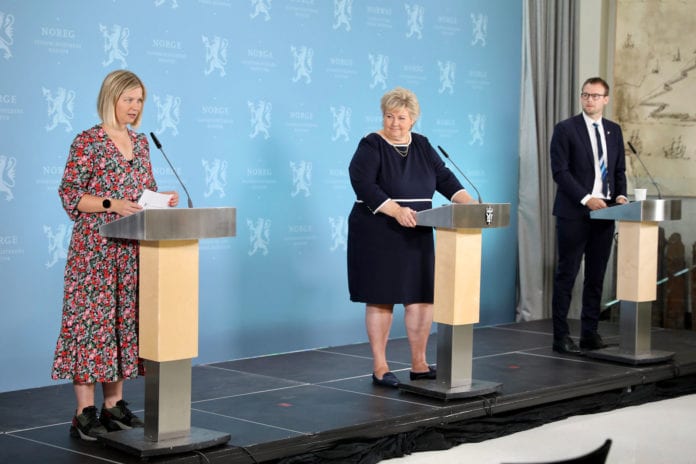 Partilederne i regjeringen: Kunnskapsminister Guri Melby (V), statsminister Erna Solberg (H) og barne- og familieminister Kjell Ingolf Ropstad (KrF). (Foto: Eirin Larsen/ SMK, flickr)