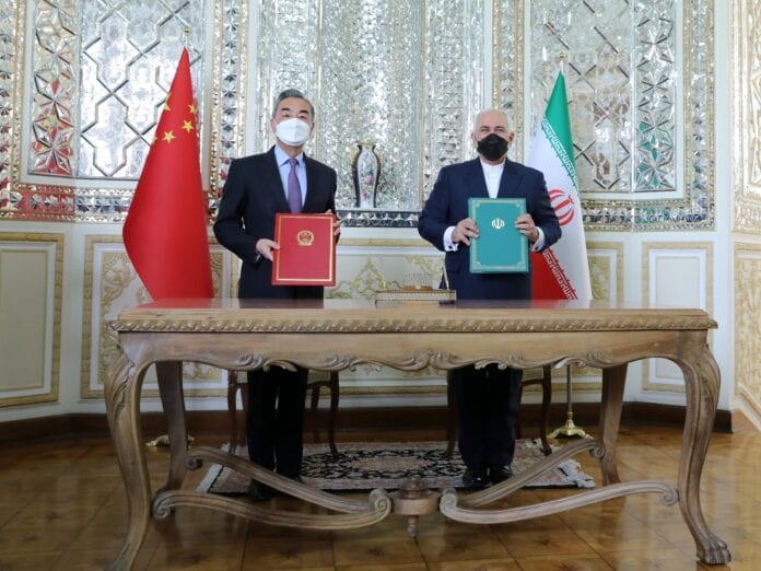 Signering av avtale mellom Kina og Iran