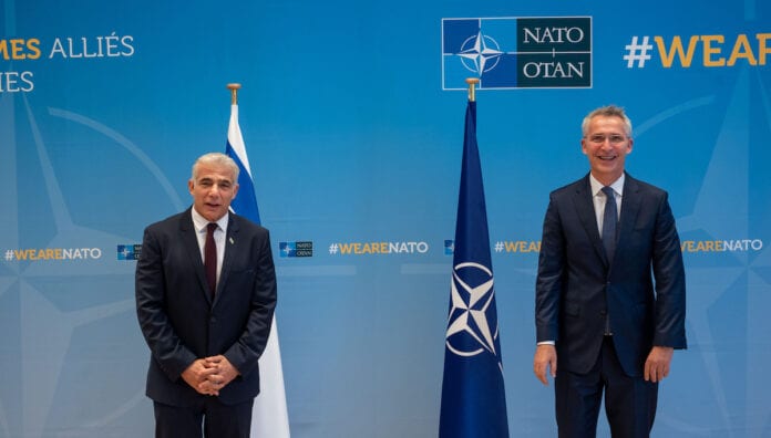 The Minister of Foreign Affairs and Alternate Prime Minister of Israel visits NATO